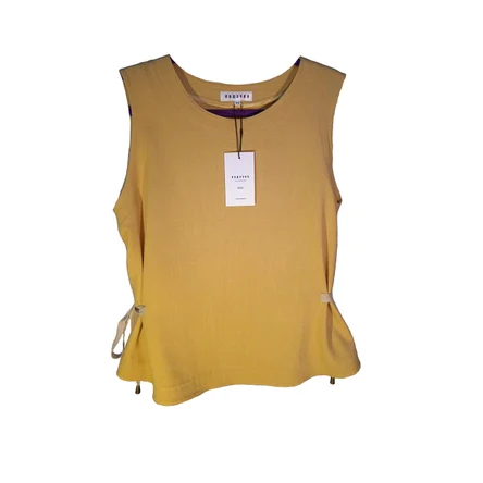 Блузка с завязками по бокам горчичного цвета